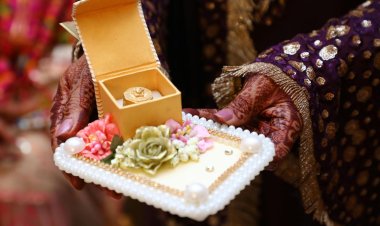 Traditional vs. Personalized Wedding Gifts: Making Memories That Last